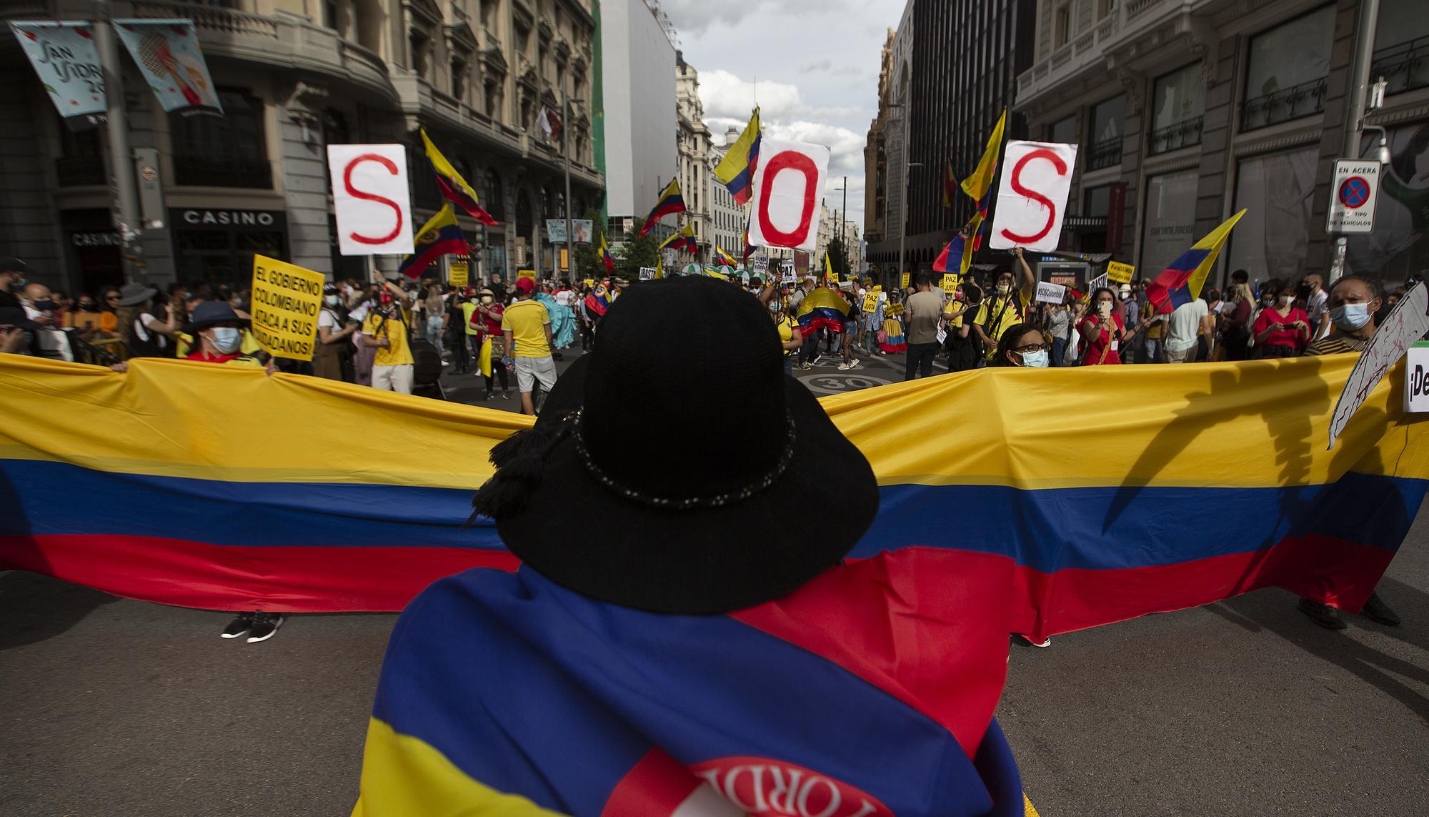 Manifestación por Colombia en Madrid 4